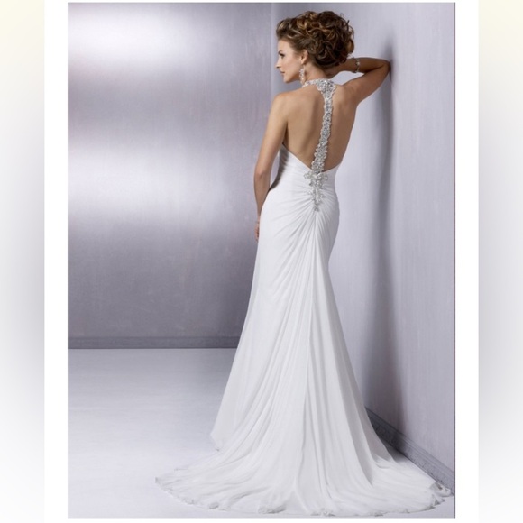 Maggie Sottero Reese wedding dress - Picture 9 of 16